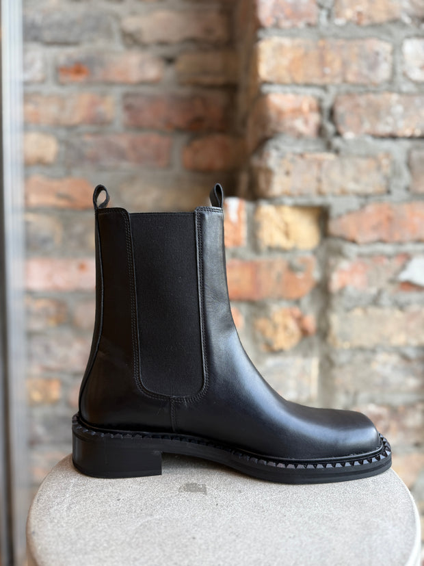 KENNEL & SCHMENGER BOOTS