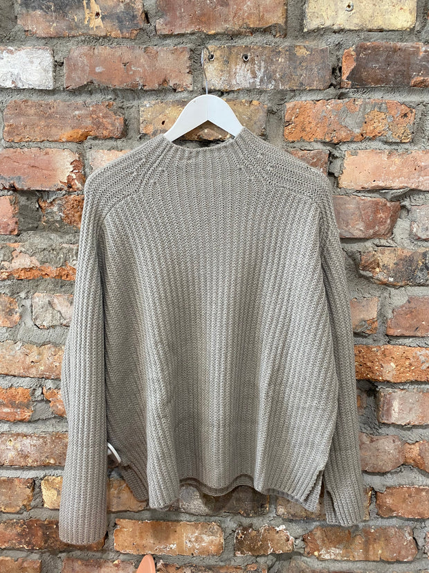 ALLUDE KNIT SWEATER