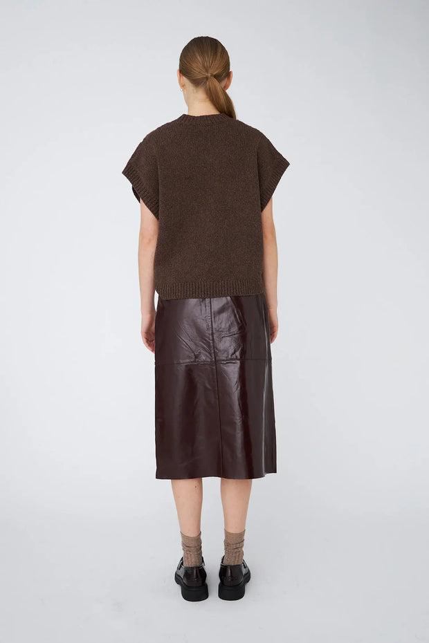 STELLA NOVA CABLE KNIT VEST
